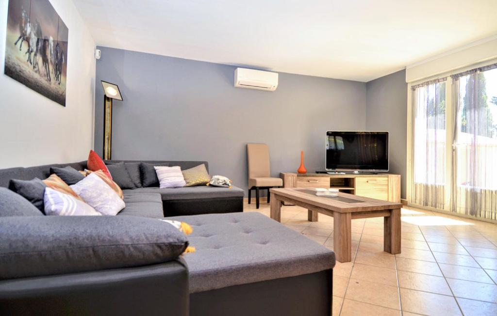 Les Oliviers 10 Pers Piscine Au Calme 4 Etoiles Villa *