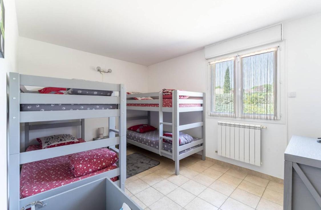 Villa Les Oliviers 10 Pers Piscine Au Calme 4 Etoiles Saint-Laurent-la-Vernede